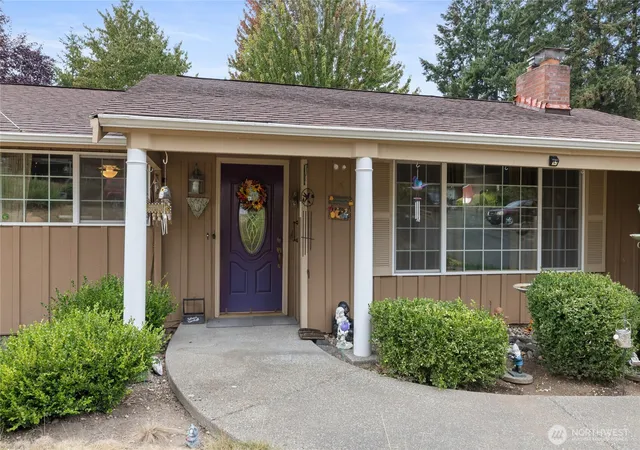 Photo 2 of Sale Pending at 10120 Cedrona St Sw, Lakewood, WA 98498 | MLS# NWM2580862 | Listing updated on 2026-09-15