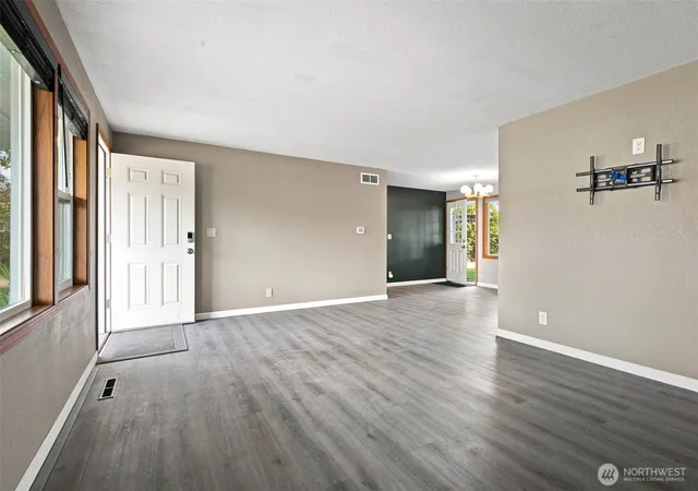 Photo 3 of Sale Pending at 217 N 63rd Avenue, Yakima, WA 98908 | MLS# NWM2580888 | Listing updated on 2026-09-25