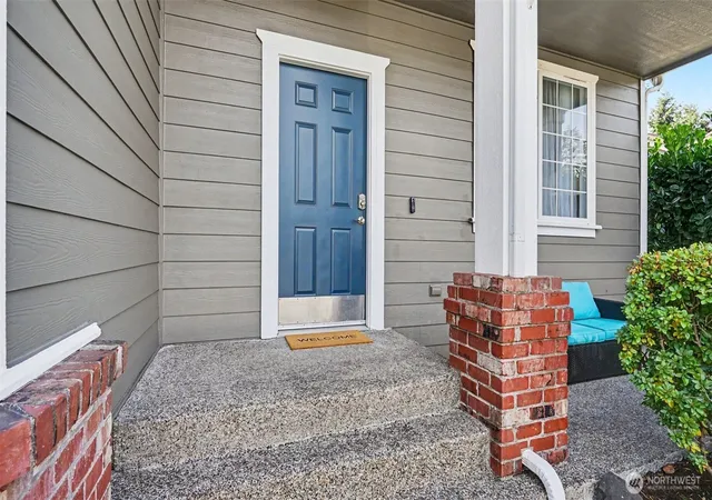 Photo 4 of Single family home for sale at 6610 83 Street Ct E, Puyallup, WA 98371 | MLS# NWM2580910 | Listing updated on 2026-09-30