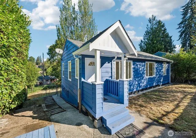 Photo 1 of Single family home for sale at 7014 S 126th Street, Seattle, WA 98178 | MLS# NWM2580923 | Listing updated on 2026-09-25