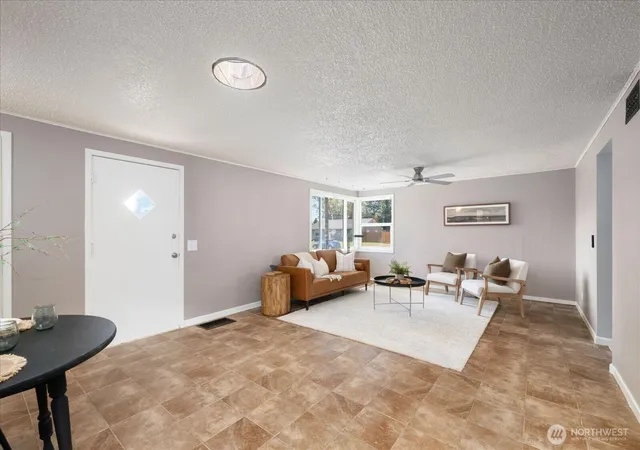 Photo 3 of Single family home for sale at 2416 Pullen St, Richland, WA 99354 | MLS# NWM2580928 | Listing updated on 2026-09-25