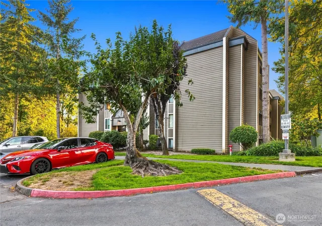 Photo 2 of Condo for sale at 701 Sw 5th Court #B301, Renton, WA 98057 | MLS# NWM2580936 | Listing updated on 2026-09-25