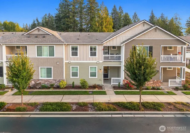 Photo 1 of Townhouse for sale at 8624 35th Place Ne, Marysville, WA 98270 | MLS# NWM2580942 | Listing updated on 2026-09-25
