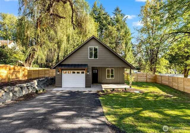 Photo 1 of Sale Pending at 103 Haussler Rd, Kelso, WA 98626 | MLS# NWM2580949 | Listing updated on 2026-09-26