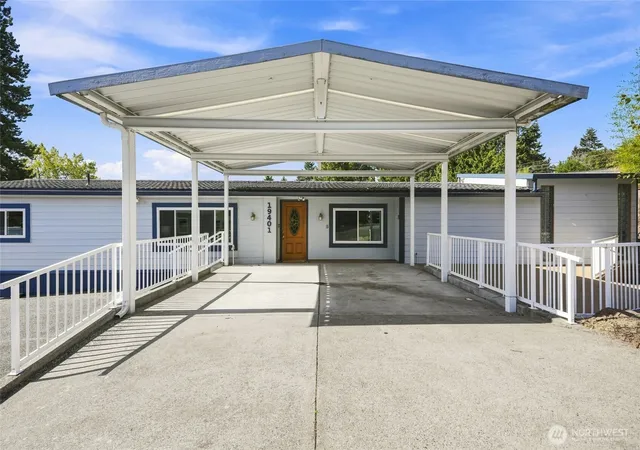 Photo 1 of Manufactured home for sale at 19401 127th Avenue Ne, Bothell, WA 98011 | MLS# NWM2580951 | Listing updated on 2026-10-01