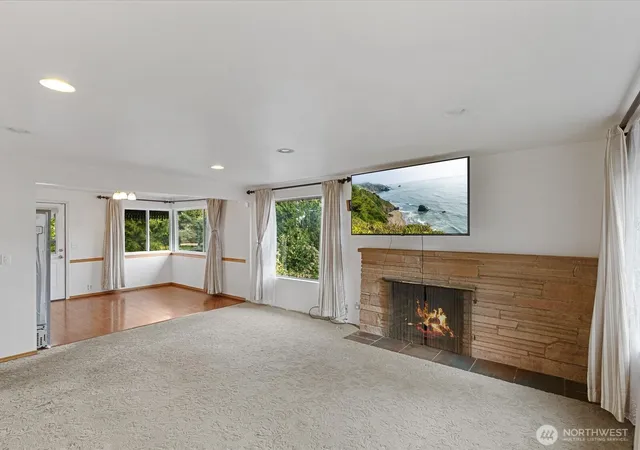 Photo 2 of Single family home for sale at 4631 47th Avenue S, Seattle, WA 98118 | MLS# NWM2580967 | Listing updated on 2026-09-25