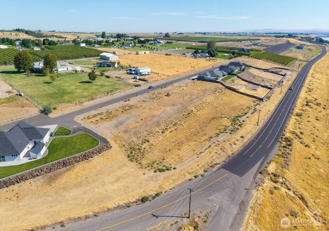 Photo 3 of Land for sale at 197 Columbia Blf Ln #Lot 2, Pasco, WA 99301 | MLS# NWM2581004 | Listing updated on 2026-09-25