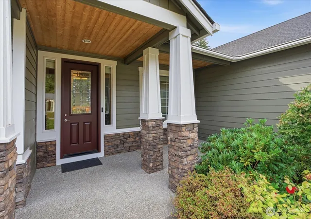 Photo 3 of Single family home for sale at 4704 Plover St NE, Olympia, WA 98516 | MLS# NWM2581009 | Listing updated on 2026-09-25