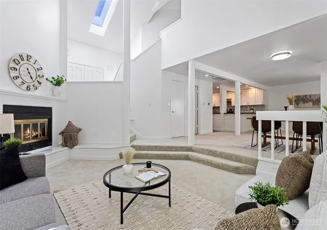 Photo 4 of Townhouse for sale at 10 143rd Avenue SE, Bellevue, WA 98007 | MLS# NWM2581037 | Listing updated on 2026-09-30