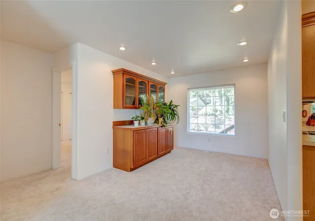 Photo 4 of Single family home for sale at 1121 N Fairfield St, Aberdeen, WA 98520 | MLS# NWM2581077 | Listing updated on 2026-09-29