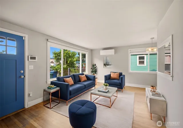 Photo 2 of Sale Pending at 748 S Kenyon St, Seattle, WA 98108 | MLS# NWM2581092 | Listing updated on 2026-09-23