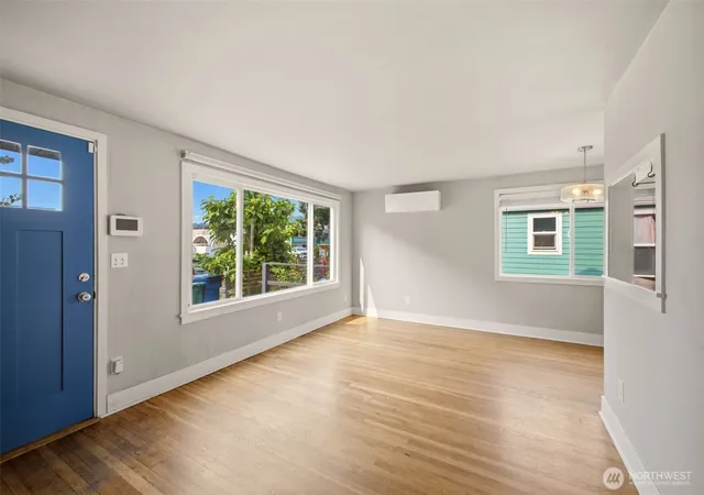 Photo 3 of Sale Pending at 748 S Kenyon St, Seattle, WA 98108 | MLS# NWM2581092 | Listing updated on 2026-09-23