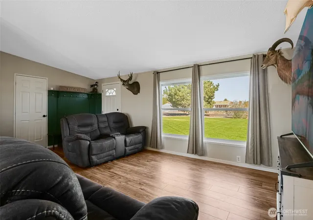 Photo 3 of Manufactured home for sale at 3354 NE Firouzi Dr, Moses Lake, WA 98837 | MLS# NWM2581111 | Listing updated on 2026-09-23