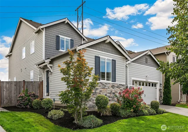 Single family home for sale at 30024 65th Avenue S, Auburn, WA 98001 | MLS# NWM2581129