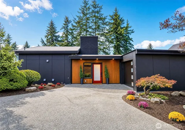 Photo 1 of Condo for sale at 11647 Beacon Ave S, Seattle, WA 98178 | MLS# NWM2581157 | Listing updated on 2026-09-19