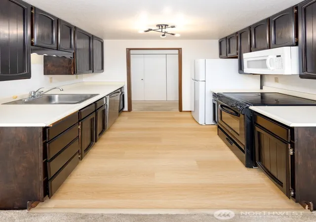 Photo 4 of Condo for sale at 12035 32nd Avenue NE #304, Seattle, WA 98125 | MLS# NWM2581171 | Listing updated on 2026-09-25