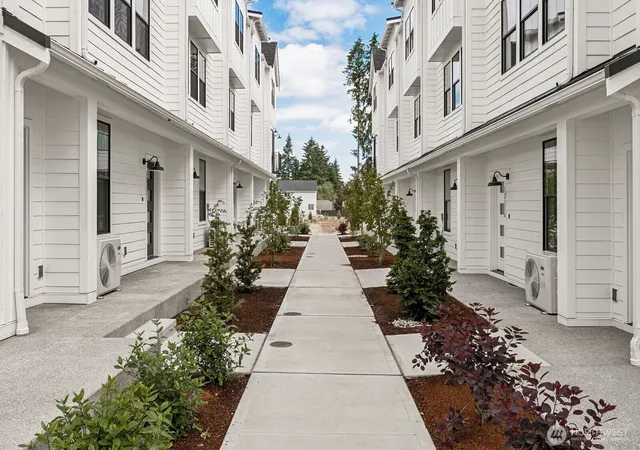 Photo 1 of Townhouse for sale at 12059 127th Avenue Ct E #80, Puyallup, WA 98374 | MLS# NWM2581217 | Listing updated on 2026-09-25