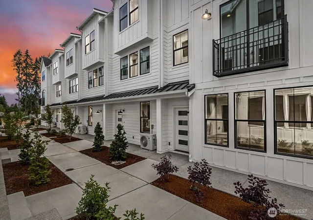 Photo 1 of Townhouse for sale at 12067 127th Avenue Ct E #82, Puyallup, WA 98374 | MLS# NWM2581219 | Listing updated on 2026-09-23