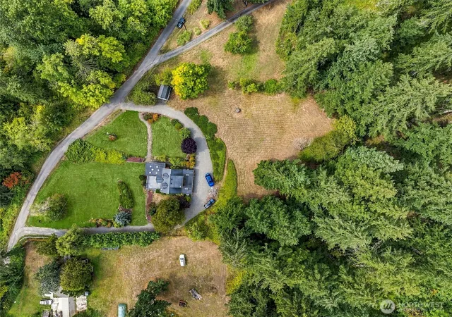 Photo 3 of Sale Pending at 2617 Cottage Rd E, Sumner, WA 98390 | MLS# NWM2581232 | Listing updated on 2026-09-25