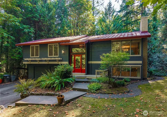 Photo 1 of Single family home for sale at 8051 Ne Paulanna Ln, Bainbridge Island, WA 98110 | MLS# NWM2581240 | Listing updated on 2026-09-25