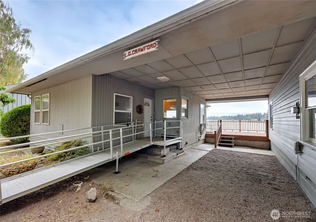 Photo 3 of Single family home for sale at 1536 Shorewood Dr, Bremerton, WA 98312 | MLS# NWM2581270 | Listing updated on 2026-09-25