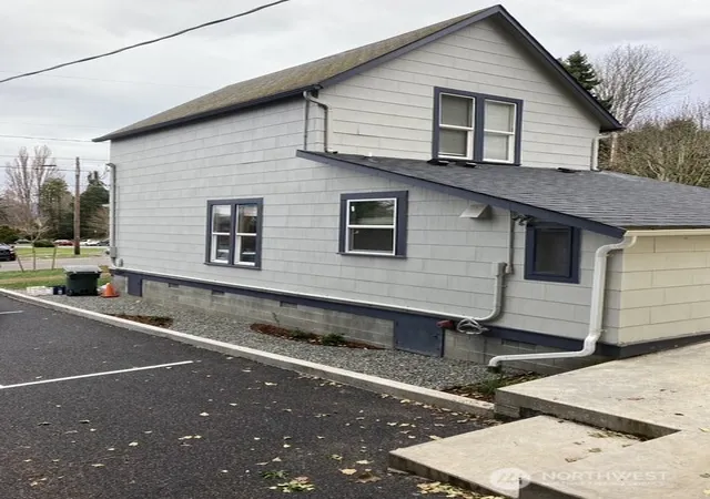 Multi family home for sale at 618 E Myrtle St, Bellingham, WA 98225 | MLS# NWM2581385