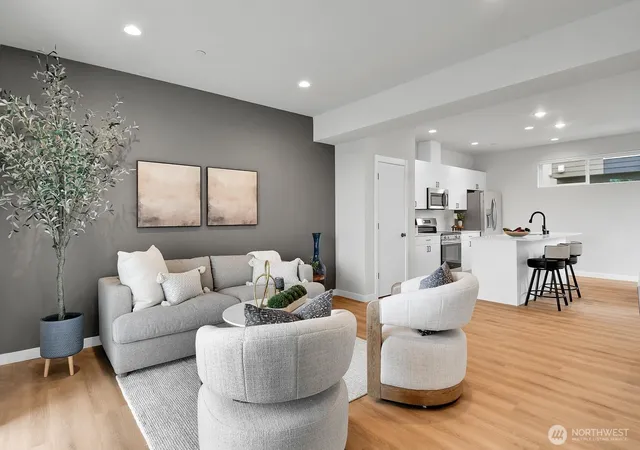 Photo 4 of Townhouse for sale at 222 124th Street SW #G2, Everett, WA 98204 | MLS# NWM2581433 | Listing updated on 2026-09-28