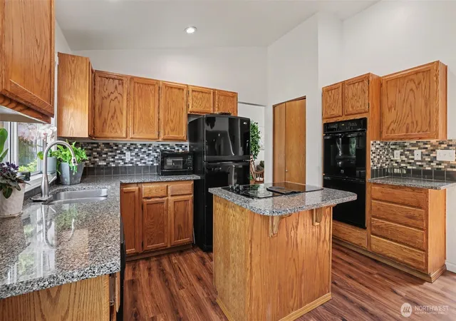 Photo 4 of Sale Pending at 15532 156th Court SE, Renton, WA 98058 | MLS# NWM2581440 | Listing updated on 2026-09-21