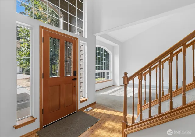 Photo 3 of Sale Pending at 21914 48th Avenue W, Mountlake Terrace, WA 98043 | MLS# NWM2581596 | Listing updated on 2026-09-25