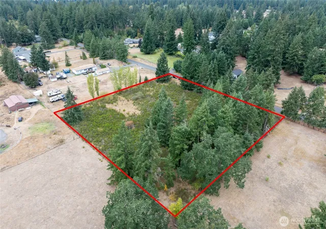 Photo 3 of Sale Pending at 4204 267th Street E, Spanaway, WA 98387 | MLS# NWM2581769 | Listing updated on 2026-09-30