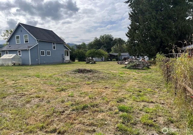 Photo 3 of Single family home for sale at 517 D St, Vader, WA 98593 | MLS# NWM2581916 | Listing updated on 2026-09-25