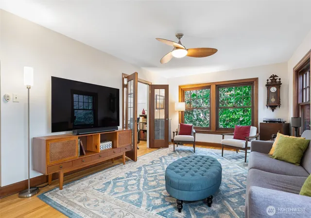 Photo 3 of Condo for sale at 408 Bellevue Ave E #201, Seattle, WA 98102 | MLS# NWM2582124 | Listing updated on 2026-09-16