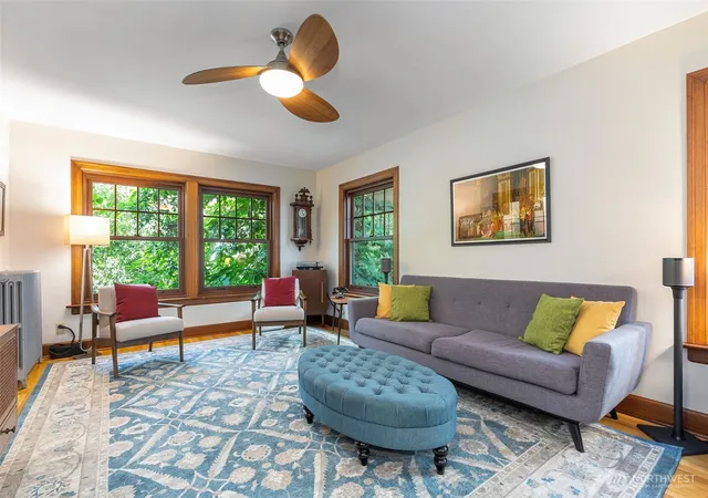 Photo 4 of Condo for sale at 408 Bellevue Ave E #201, Seattle, WA 98102 | MLS# NWM2582124 | Listing updated on 2026-09-16