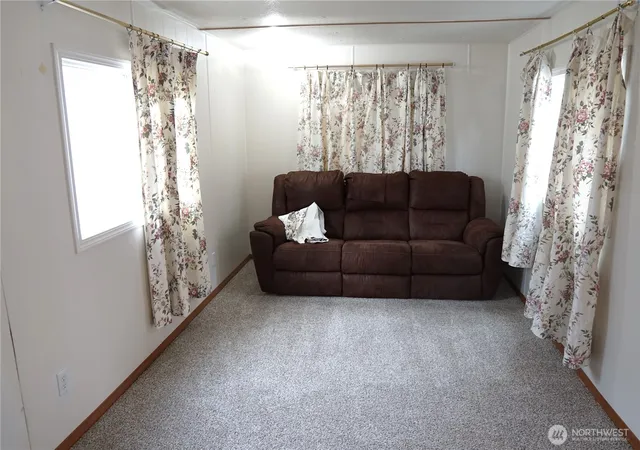 Photo 2 of Manufactured home for sale at 25405 34th Avenue E, Spanaway, WA 98387 | MLS# NWM2582406 | Listing updated on 2026-09-25