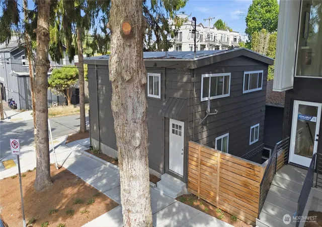 Photo 3 of Multi family home for sale at 1 Dravus St, Seattle, WA 98109 | MLS# NWM2582564 | Listing updated on 2026-09-25