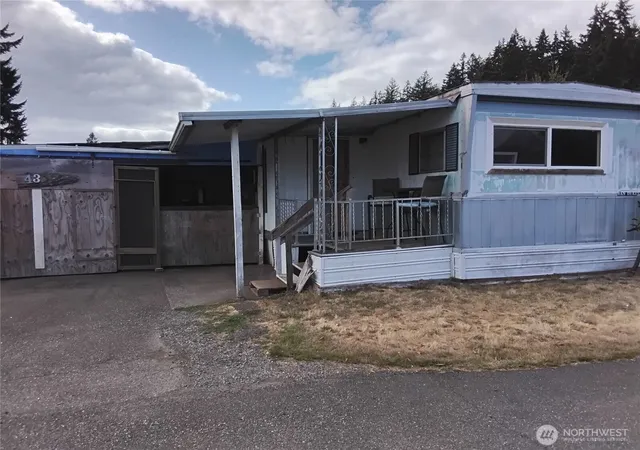 Photo 3 of Manufactured home for sale at 1700 E Shelton Springs Rd #43, Shelton, WA 98584 | MLS# NWM2582660 | Listing updated on 2026-09-29