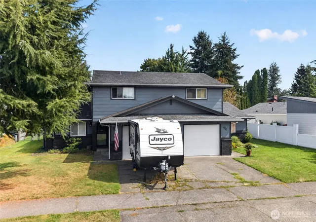 Photo 3 of Multi family home for sale at 901 Melody Ln, Enumclaw, WA 98022 | MLS# NWM2582710 | Listing updated on 2026-09-25