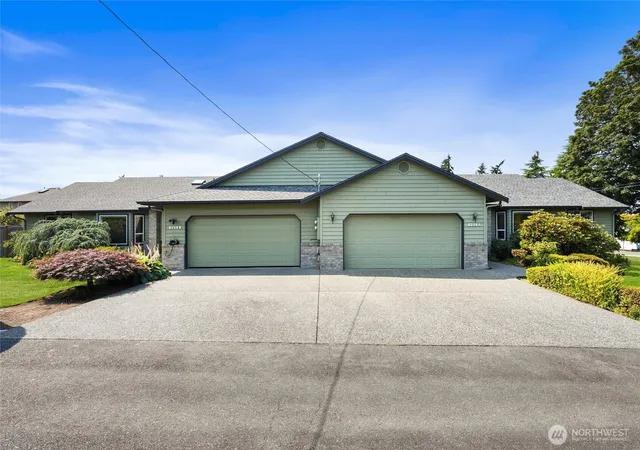 Photo 3 of House for sale at 8228 226th Street SW #A/B, Edmonds, WA 98026 | MLS# NWM2582857 | Listing updated on 2026-10-01