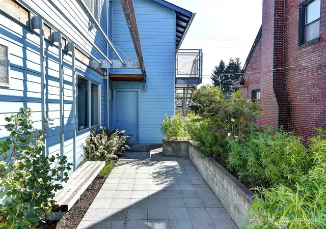 Photo 4 of Sale Pending at 1822 S King St #A-D, Seattle, WA 98144 | MLS# NWM2583142 | Listing updated on 2026-10-01