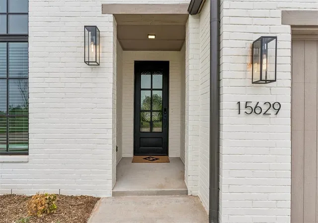 Photo 4 of Single family home for sale at 15629 Stillmeadows Dr, Edmond, OK 73013 | MLS# 1179311 | Listing updated on 2026-09-10