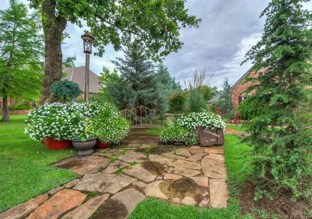 Photo 4 of Single family home for sale at 1705 Maple Dr, Blanchard, OK 73010 | MLS# 1186688 | Listing updated on 2026-10-07