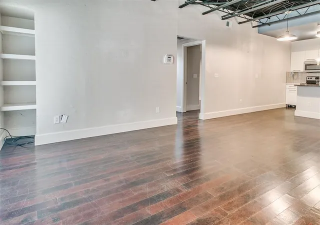 Photo 3 of Condo for sale at 915 NW 7th Street #105, Oklahoma City, OK 73106 | MLS# 1189637 | Listing updated on 2026-10-30