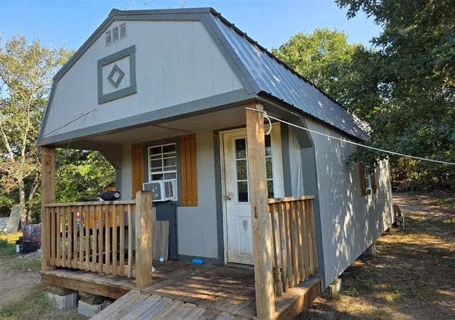 Photo 3 of Sale Pending at 14323 Ns 3590 Rd, Sasakwa, OK 74867 | MLS# 1191817 | Listing updated on 2026-09-15