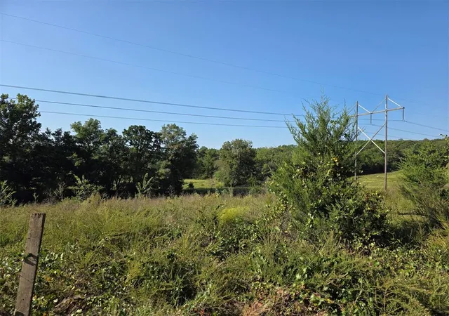 Photo 4 of Sale Pending at 14323 Ns 3590 Rd, Sasakwa, OK 74867 | MLS# 1191817 | Listing updated on 2026-09-15