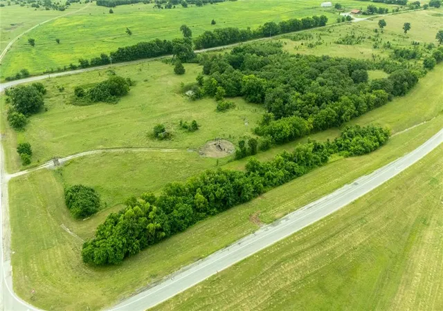 Photo 4 of Land for sale at E Ruppe Rd, Wynnewood, OK 73098 | MLS# 1197113 | Listing updated on 2026-09-14