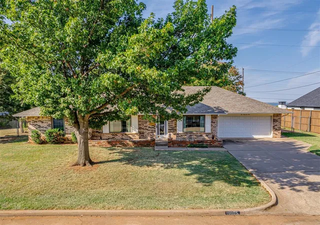 Photo 1 of Single family home for sale at 10005 Lakeshore Dr, Oklahoma City, OK 73120 | MLS# 1197631 | Listing updated on 2026-09-14