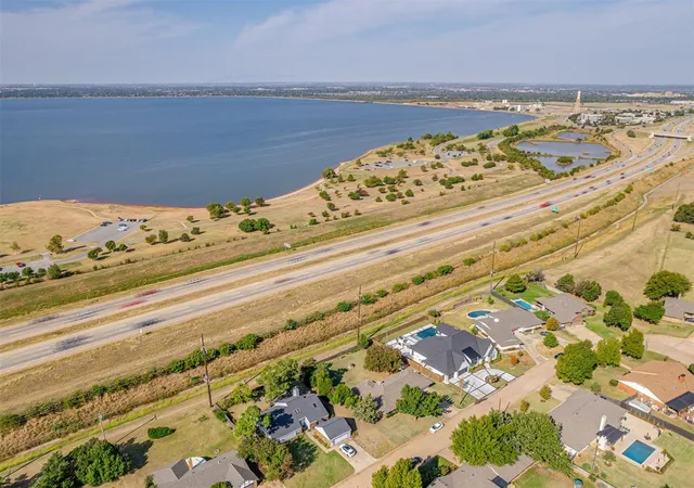 Photo 3 of Single family home for sale at 10005 Lakeshore Dr, Oklahoma City, OK 73120 | MLS# 1197631 | Listing updated on 2026-09-14