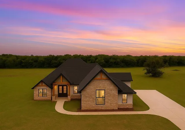 Photo 3 of Single family home for sale at 1600 N 60th Street, Norman, OK 73026 | MLS# 1207606 | Listing updated on 2026-09-11