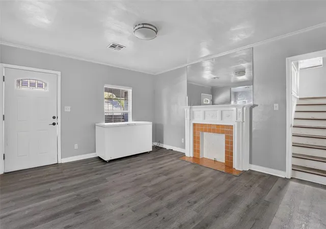 Photo 3 of Single family home for sale at 2312 Cashion Pl, Oklahoma City, OK 73112 | MLS# 1209356 | Listing updated on 2026-09-15