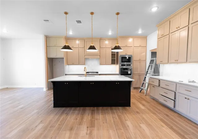 Photo 3 of Single family home for sale at 8405 Nw 153rd Street, Edmond, OK 73013 | MLS# 1209786 | Listing updated on 2026-09-14